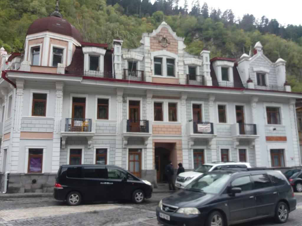 Apartament GIORGI Borjomi Esterno foto