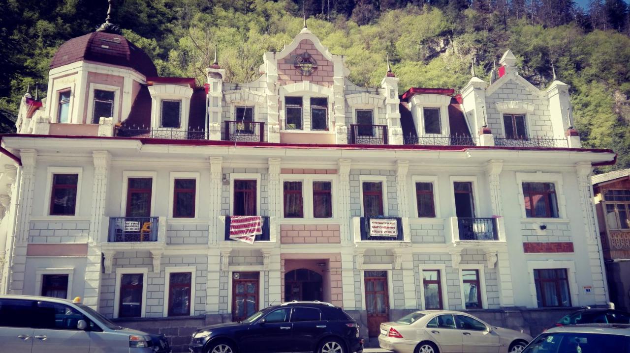 Apartament GIORGI Borjomi Esterno foto